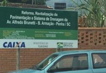 Projeto dos vereadores de oposição quer mais transparência em placas de obras públicas em Penha