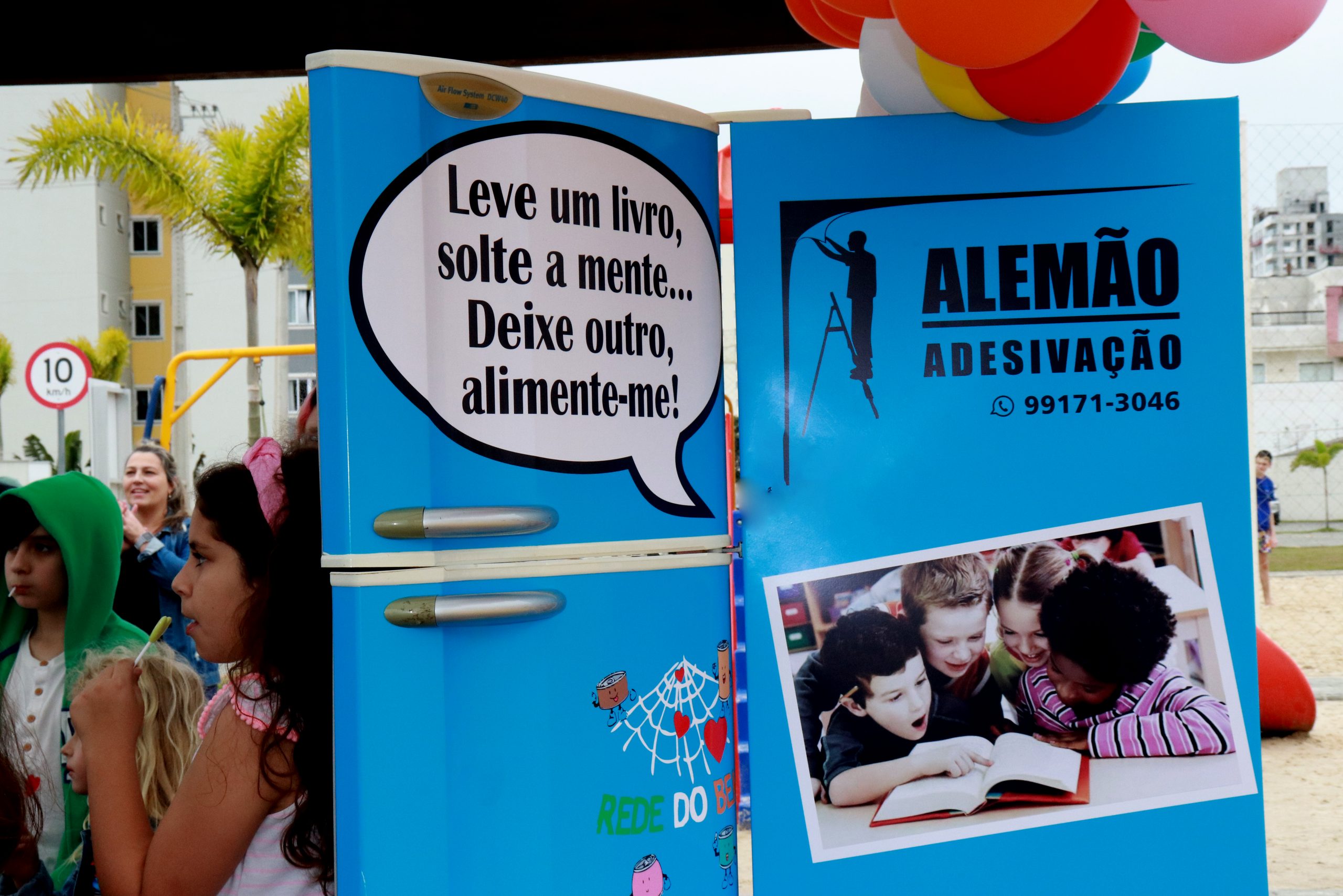 Rede Mirim do Bem inaugura Geladeirateca e faz alegria da criançada em Balneário Piçarras 7 IMG 0726 TRATADA scaled