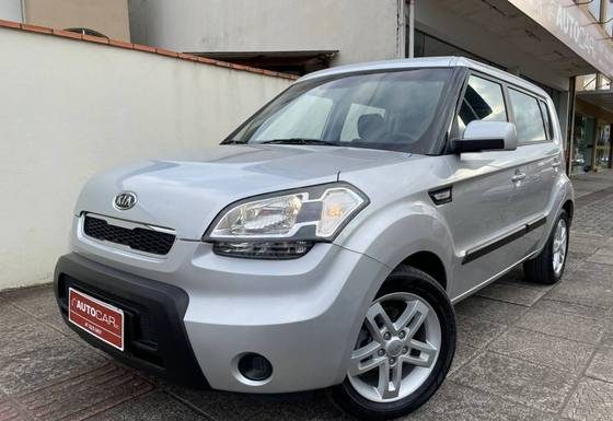 Dois veículos são roubados na madrugada em Penha e Balneário Piçarras