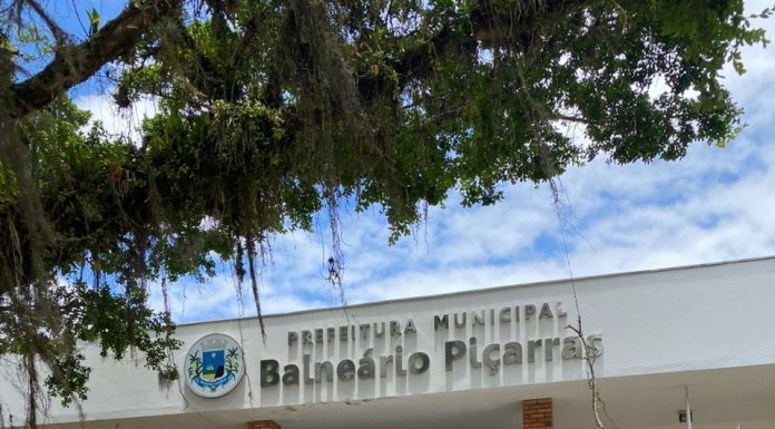 Balneário Piçarras antecipa parcela do décimo terceiro e pagamento de dezembro