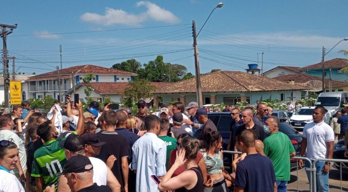 Bolsonaro vai passar o revéillon em Santa Catarina e deverá visitar o parque Beto Carrero World nesta quinta-feira (30)