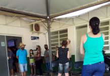 Pacientes esperam até 3 horas por exame na Central da Covid em Balneário Piçarras