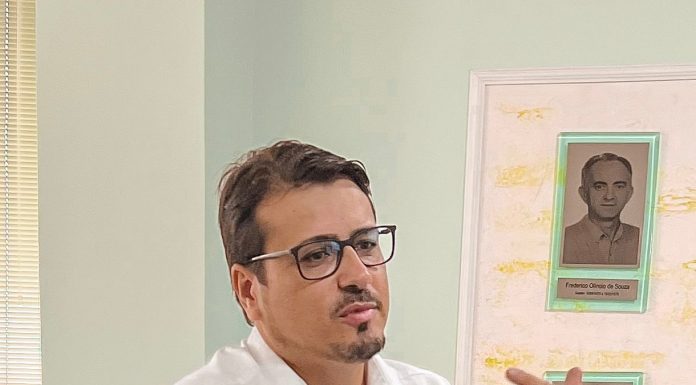 Aquiles consolida liderança entre os prefeitos e é o novo presidente da AMFRI