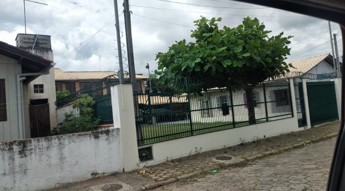 Prefeitura de Balneário Piçarras compra imóvel de R$ 2 milhões no dia do recesso das atividades