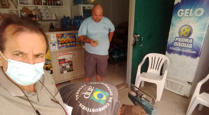 ANP fiscaliza postos de combustíveis de Balneário Piçarras