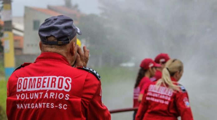Mulher fica com rosto desfigurado após ser estuprada na praia de Navegantes