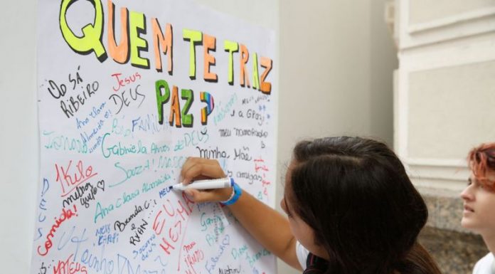 Servidores da educação de Itajaí entram em greve no dia 7