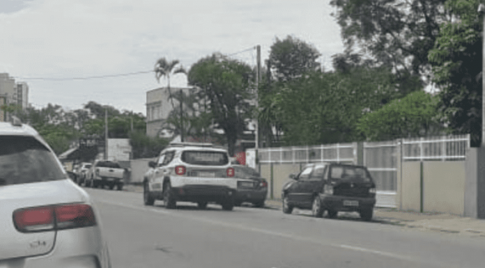 Bandidos roubam Sicoob no centro de Balneário Piçarras