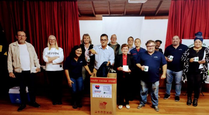 Rede de solidariedade lança Campanha do Agasalho 2022 em Penha
