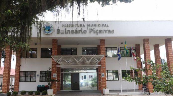 Prefeito Tiago Baltt quer multar comerciantes que venderem bebida para quem tiver “embriagado”