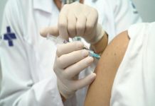 Itajaí começa a aplicar a quarta dose da vacina para pessoas de 40 anos ou mais