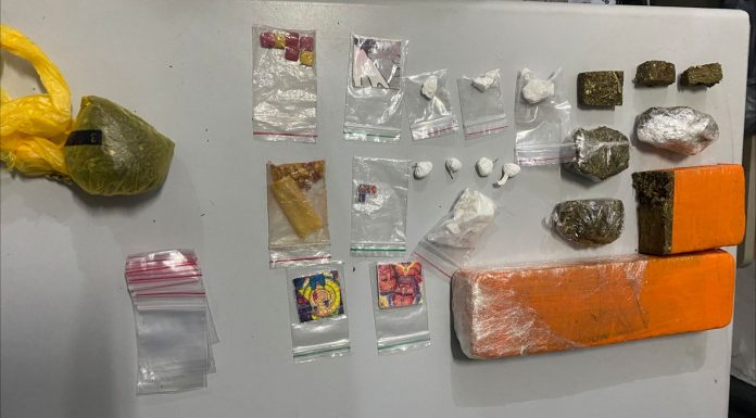 Polícia Militar apreende maconha, comprimidos e cocaína em Itajuba