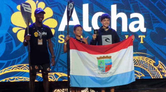 Atleta de stand-up padlle de Penha conquista vaga para seletiva do Mundial