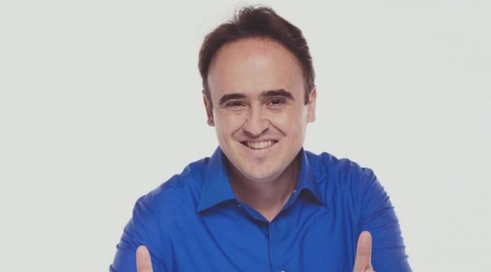 Vice-prefeito de Balneário Camboriú e candidato a deputado Carlos Humberto pode ficar inelegível
