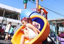 Rede Júlio Lanches promove Dia da Alegria em Penha
