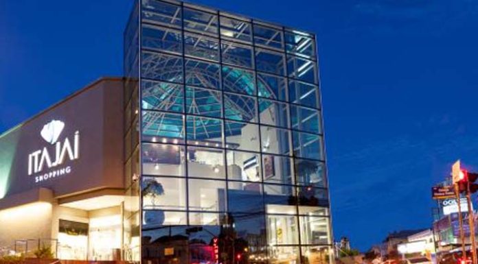 Itajaí Shopping” faz seleção para 82 vagas de emprego nesta quarta-feira (26)