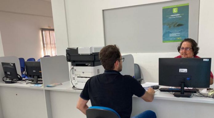 Procon de Navegantes atende no prédio da prefeitura