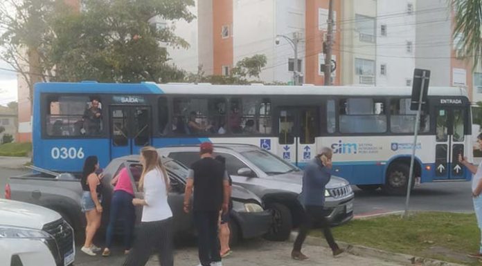 Moradores do Jurerê Internacional cobram soluções contra acidentes na Avenida das Raias