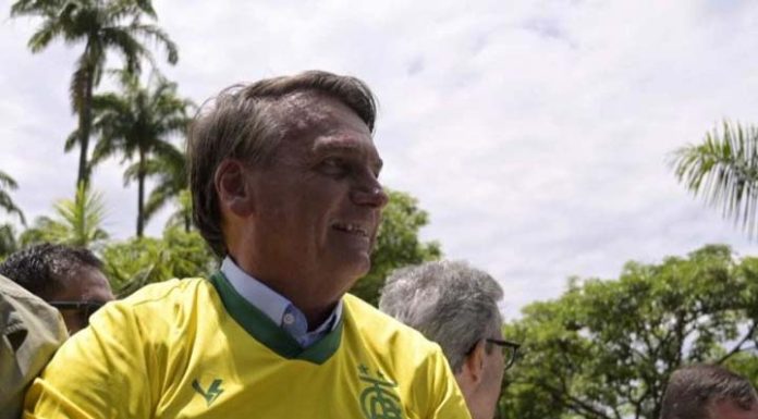 Bolsonaro corre contra o tempo para leiloar Porto de Itajaí e rodovias no Paraná