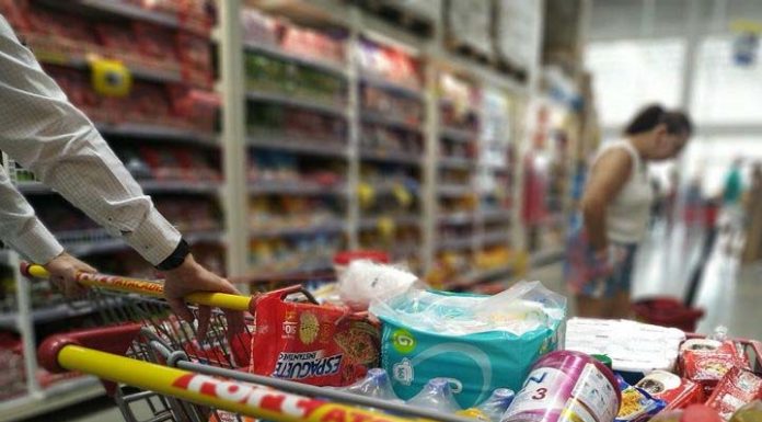Saiba como concorrer a mais de 350 prêmios sorteados pelo Natal Fort Atacadista