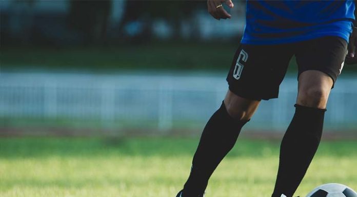 Em dias de jogos da Copa, servidores de Piçarras vão para casa mais cedo