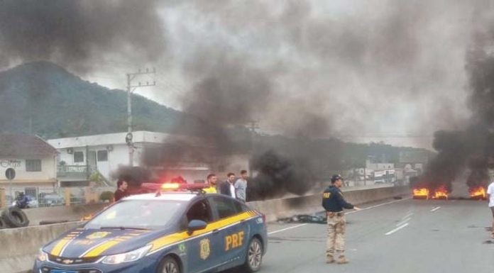 Polícia Civil investiga crime envolvendo manifestantes