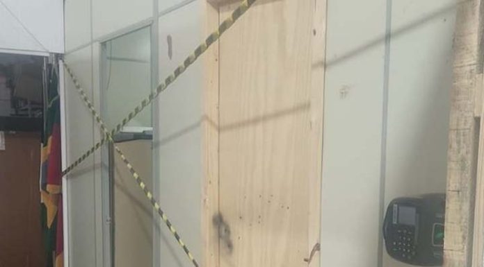 Prefeito de cidade do Rio Grande do Sul é morto a tiros dentro do gabinete