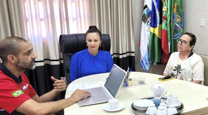 Empresária de Penha quer adotar espaço público