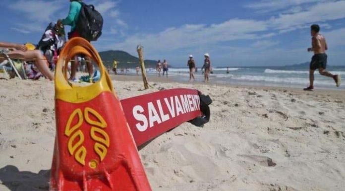 Homem morre afogado na praia central de Navegantes