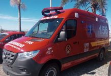 Homem que trabalhava debaixo do caminhão morre com crânio esmagado em Barra Velha