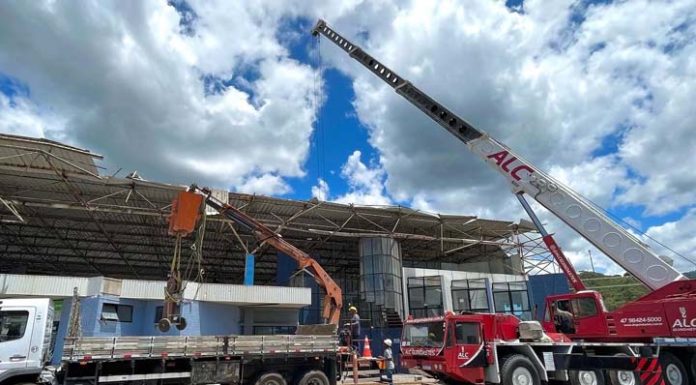 Itapema dá início as obras de remoção do telhado do Terminal Rodoviário