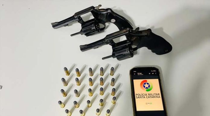 Polícia Militar prende ladrões que invadiram agência bancária em Porto Belo