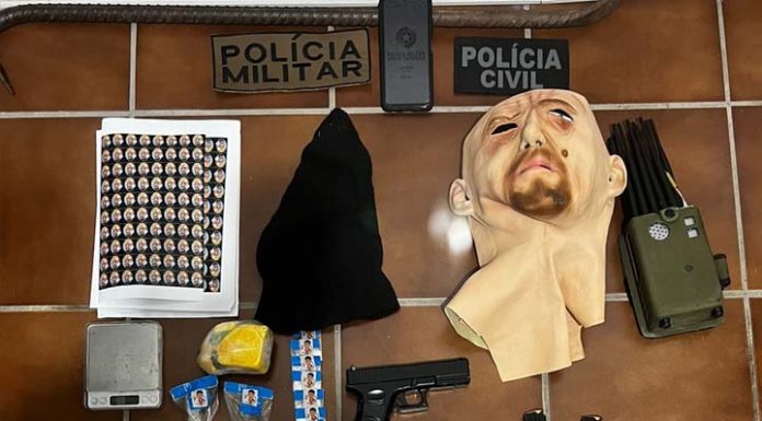 Trio de traficantes que atirou contra viatura da PM é preso com vasto arsenal de armas