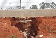 Obra de quase R$ 1 milhão do Estádio Quinca Ludo em Piçarras apresenta problemas de erosão