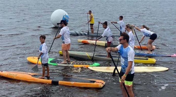 Equipe de stand up paddle de Penha fatura oito medalhas em Araquari