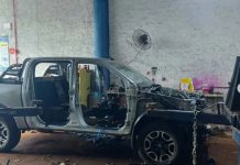 Toyota Hilux furtada em Penha é achada em desmanche de Barra Velha