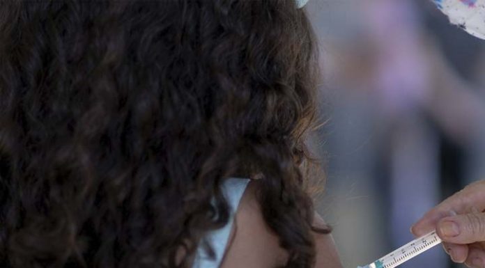 Covid:19: vacinação de bebês entre 6 meses e 2 anos de idade ocorre às quartas, na UBS Central