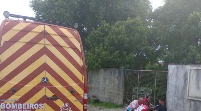 Condutor de moto é atendido com ferimentos nas pernas e braços na SC 414