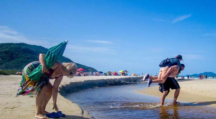 Cerca de 60% das praias catarinenses estão próprias para banho
