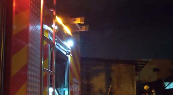 Casa no Bairro Santo Antônio em Piçarras é incendiada