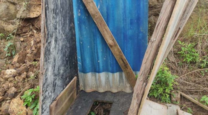 “Privada” improvisada causa mau cheiro e incomoda vizinhança do residencial Ângelus em Piçarras