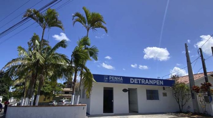 Departamento de Trânsito de Penha atende em um novo prédio
