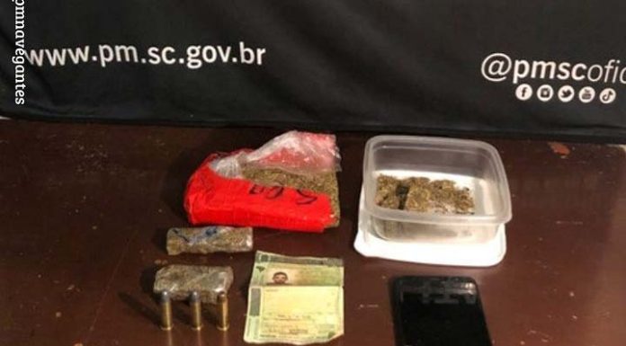Polícia Militar prende casal por tráfico de drogas e porte ilegal de arma