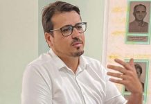 HERÓI POR UM DIA Prefeito Aquiles “salva” servidor de tentativa de homicídio