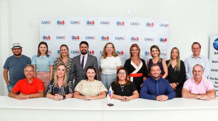 Presidente da OAB Santa Catarina presta contas e ouve demandas locais da Subseção de Balneário Piçarras