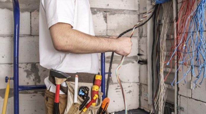 Assistência Social abre inscrições para curso de eletricista predial e residencial