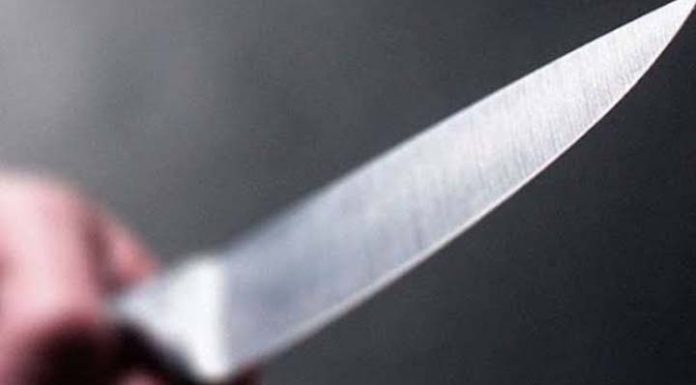 Homem é morto a facadas em kitinete de Balneário Piçarras neste sábado (4)
