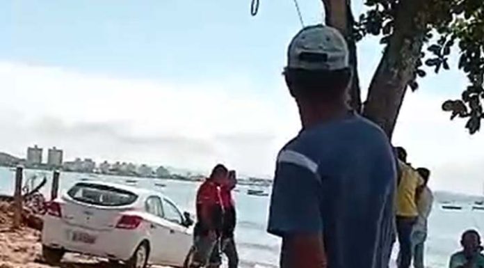 Prefeitura de Penha diz que está tomando as medidas cabíveis contra bloqueio da praia