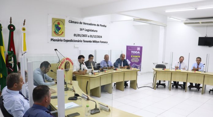 VIDEO Câmara de Penha aprova reposição de 5,93% do salário dos servidores