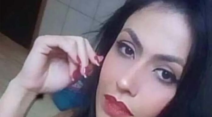 Mulher é morta a facadas ao tentar defender o filho de 14 anos de ser agredido